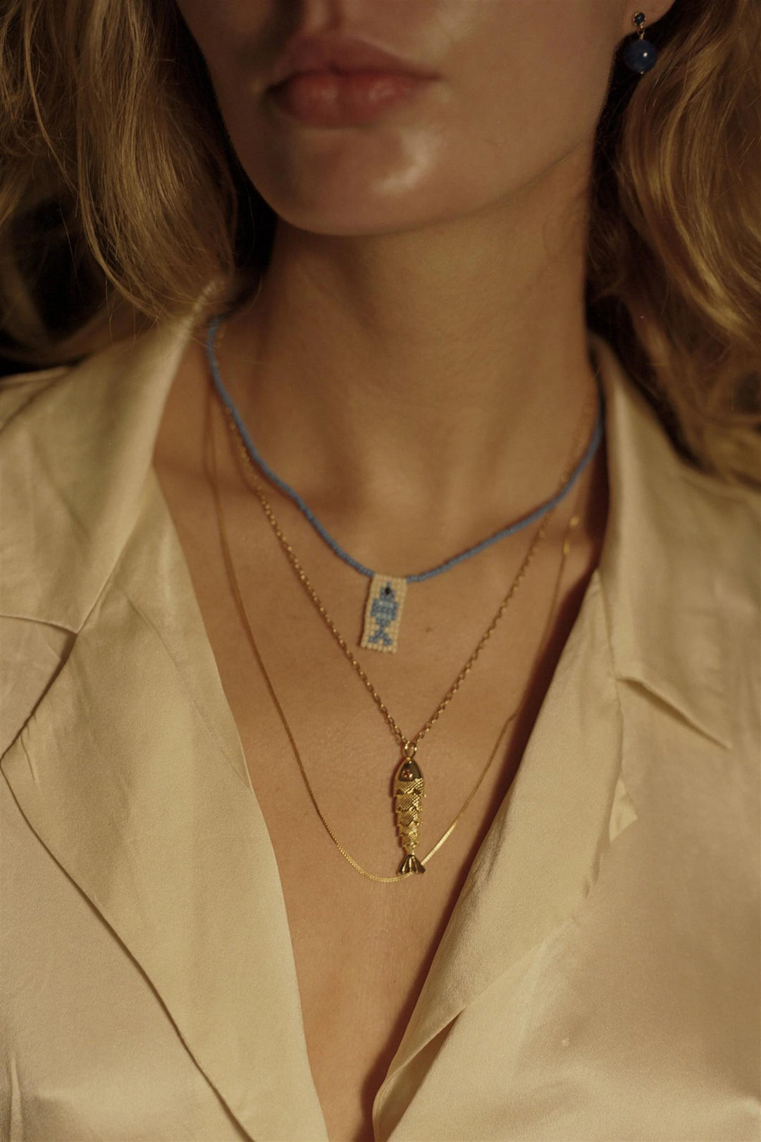 Something Fishy Necklace Gold