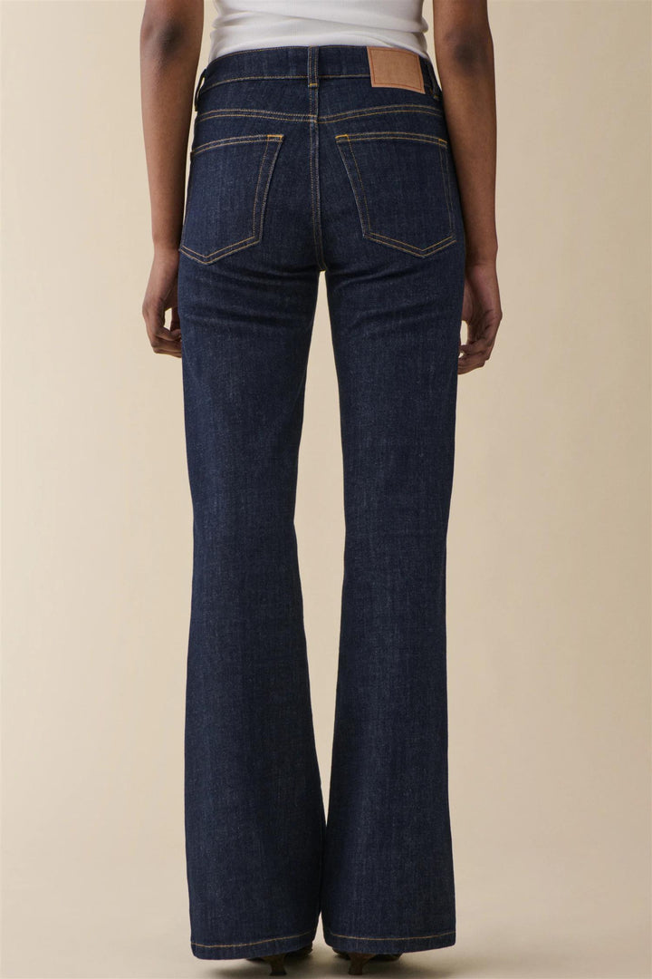 San Babila Blue Rinse