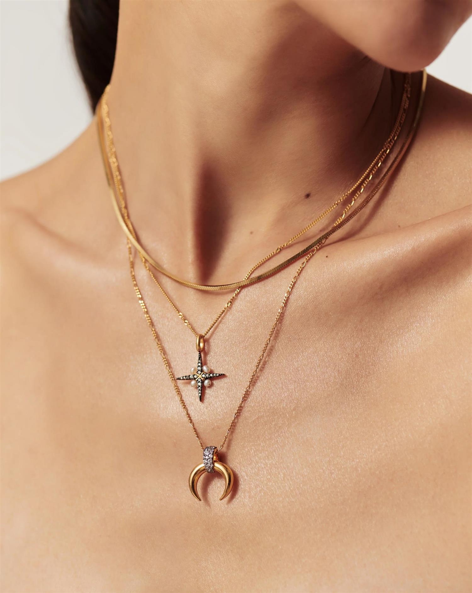 Lucy Williams Pavé Horn Pendant Necklace – DenDama