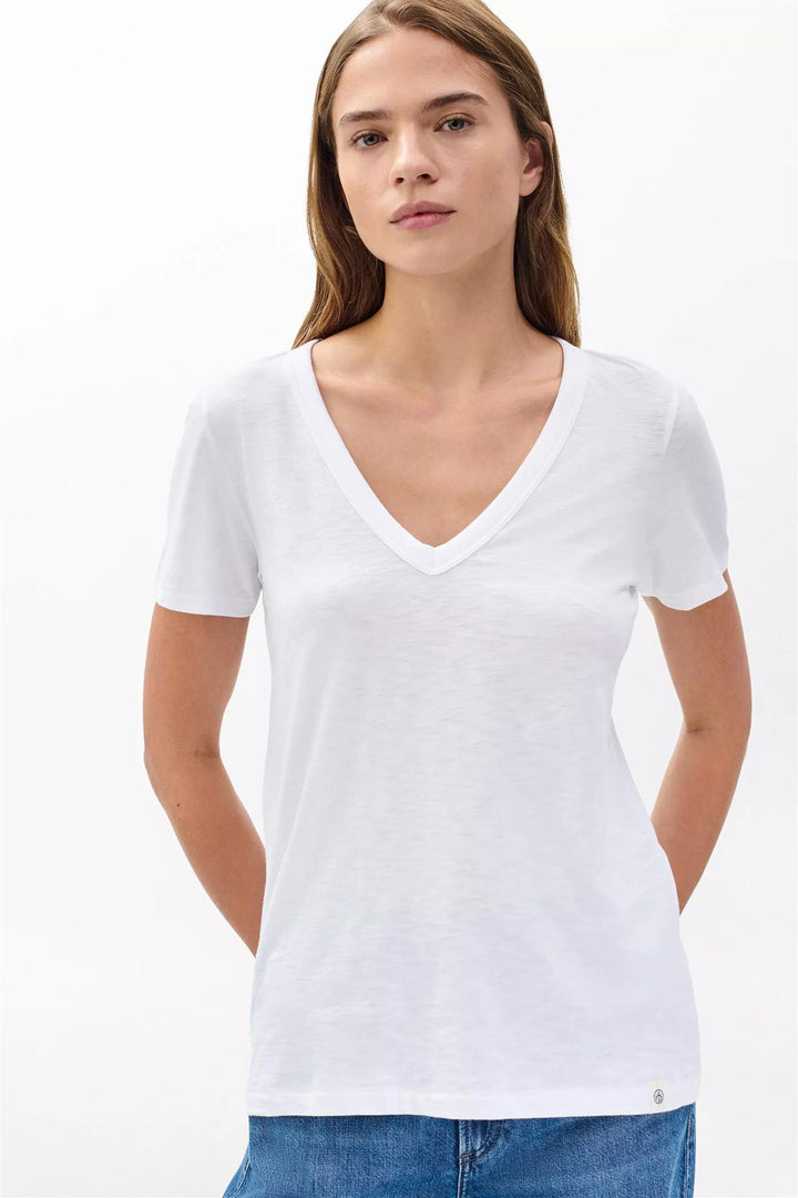 The Slub Vee Bright White