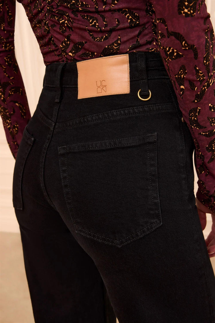 The Stretch Valory Flare Jean Noir
