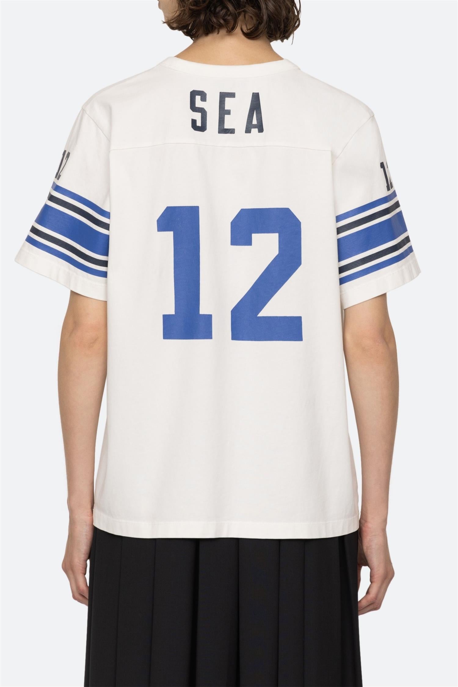 【Sea】Finnley Football Graphic T-Shirt Finnley Football Graphic T-Shirt White – DenDama