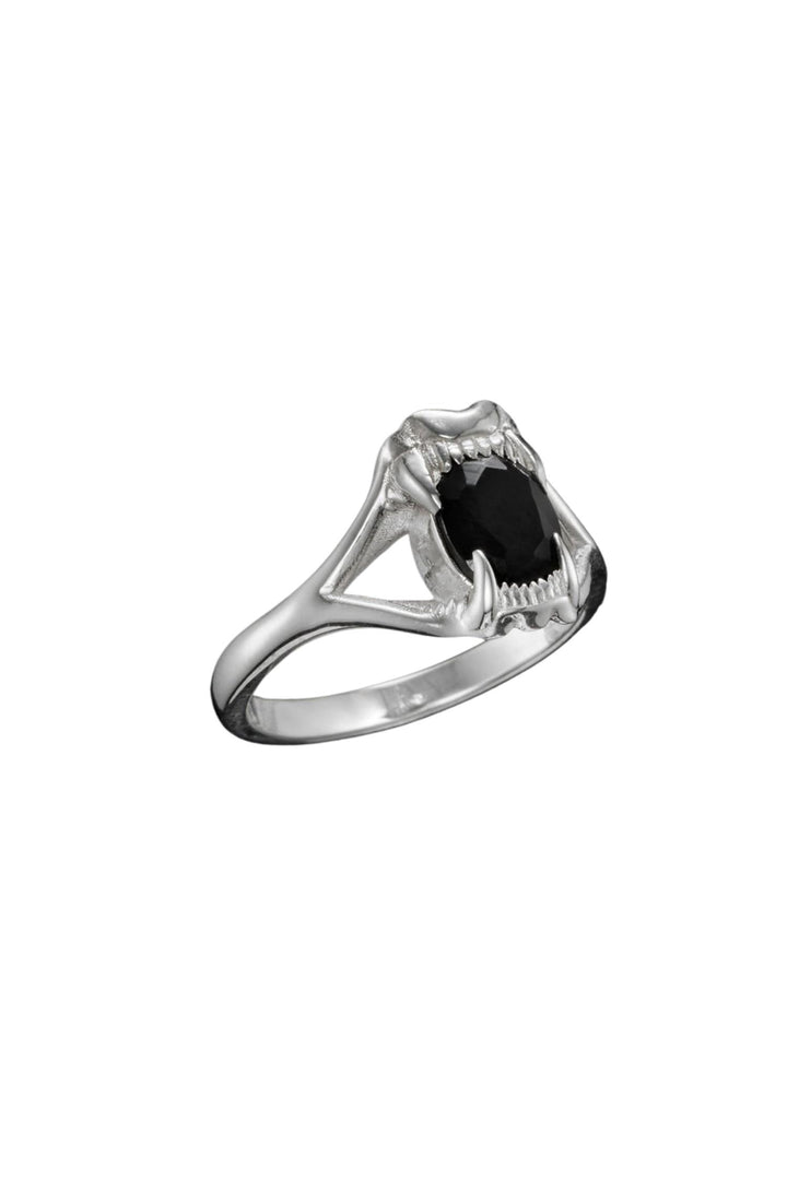 Tiny Jaw Stone Ring Silver Black Spinel
