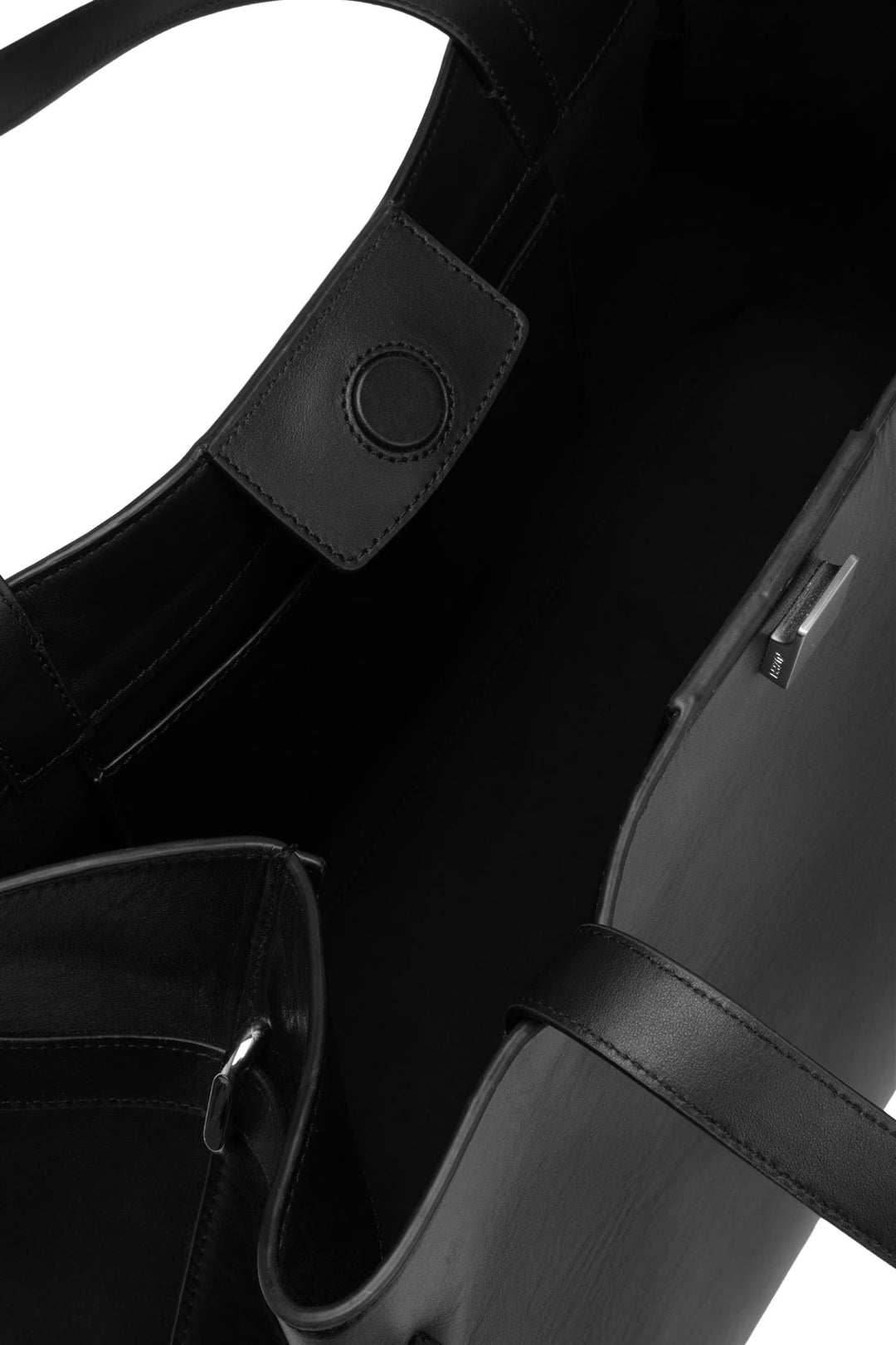 Gyoza Tote Smooth Leather Black