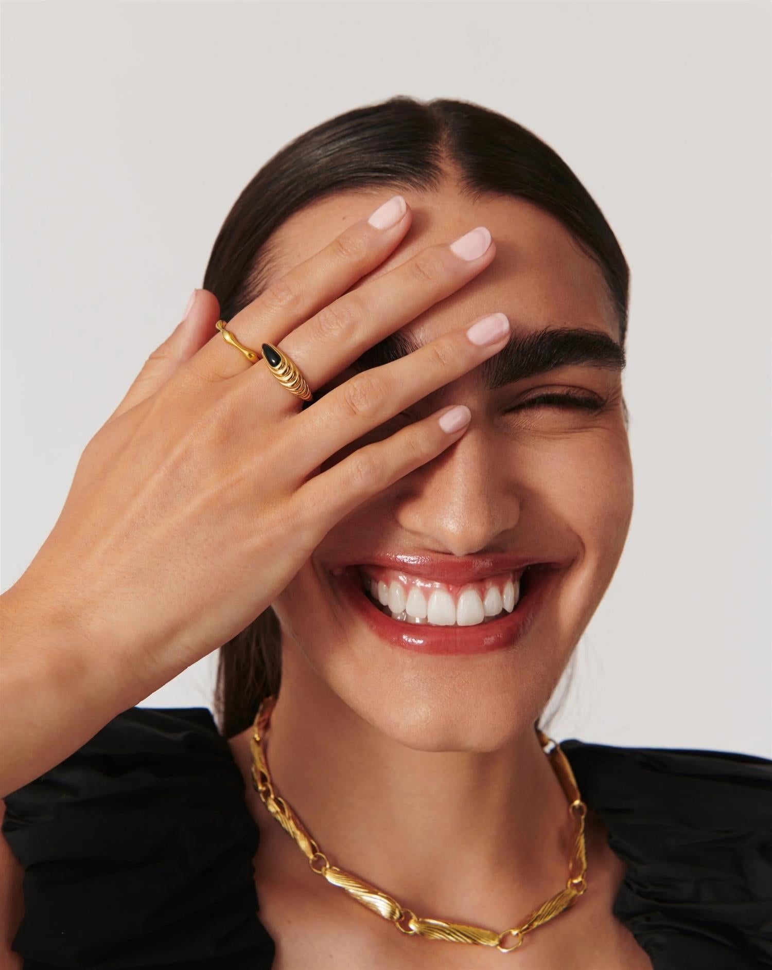 Wavy Ridge Gemstone Stacking Ring Black Onyx – DenDama